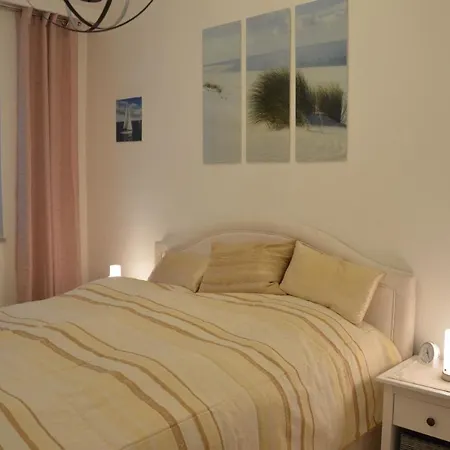 Gemutliche Ferienwohnung In Lejlighed Büsum